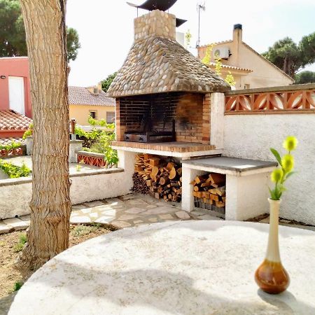 Vacay Apartamento Montgo, Agradable Jardin! En Costa Brava L'Escala! Exterior photo